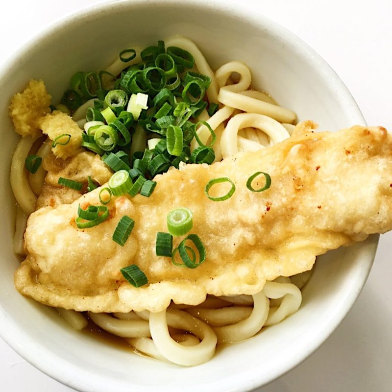 サービスエリアの讃岐うどん